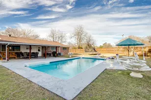 906 Cypress Ct, Arlington, TX 76014 - Photo 5