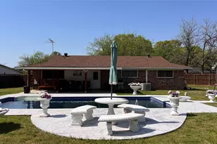 906 Cypress Ct, Arlington, TX 76014 - Photo 35