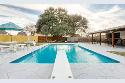 906 Cypress Court, Arlington, TX 76014 - Photo 3