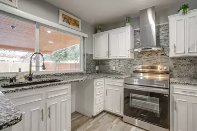 906 Cypress Court, Arlington, TX 76014 - Photo 17