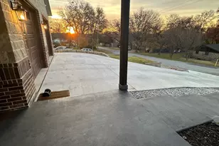 8912 Holt St, Lakeside, TX 76135 - Photo 5