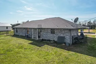 1960 Co Rd 1030, Mount Vernon, TX 75457 - Photo 5