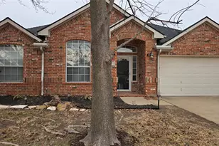 16 Mary Lou Ct, Mansfield, TX 76063 - Photo 1