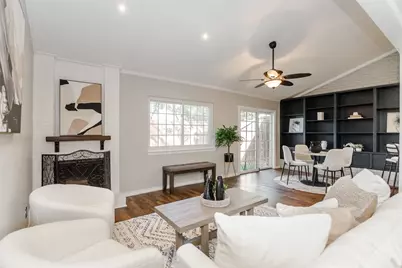 2706 Meadowstone Court, Carrollton, TX 75006 - Photo 17