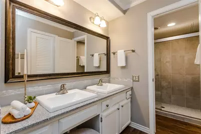 2706 Meadowstone Court, Carrollton, TX 75006 - Photo 9