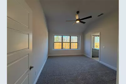 614 Kyle Drive, Tioga, TX 76271 - Photo 9