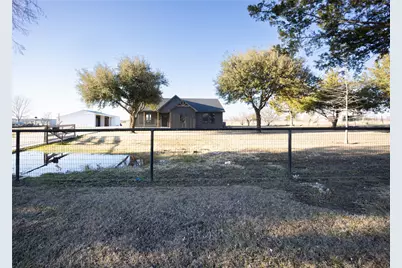 230 Fm 1183, Alma, TX 75119 - Photo 1