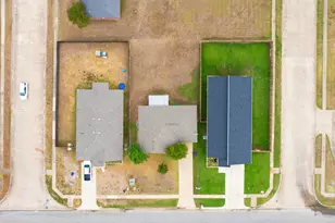 702 Aldridge St, Commerce, TX 75428 - Photo 17