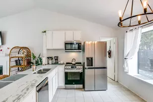 4612 Waterway Dr N, Fort Worth, TX 76137 - Photo 7