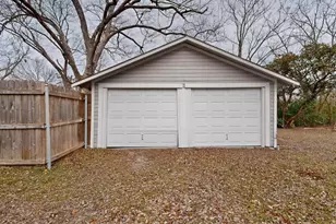 206 Farley St, Waxahachie, TX 75165 - Photo 39