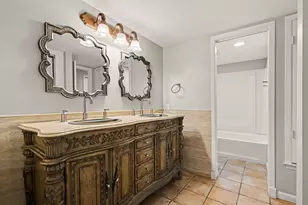 1606 Hawthorne Dr, Arlington, TX 76012 - Photo 11