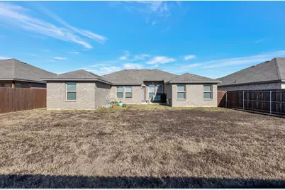 1333 Winding Hollow Drive, Grand Prairie, TX 75052 - Photo 19