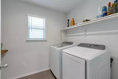 1333 Winding Hollow Drive, Grand Prairie, TX 75052 - Photo 17