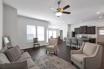 1333 Winding Hollow Drive, Grand Prairie, TX 75052 - Photo 5