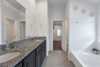 1333 Winding Hollow Drive, Grand Prairie, TX 75052 - Photo 15