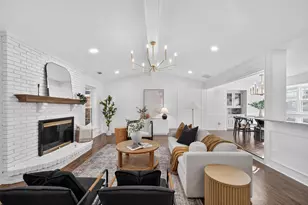 8611 Capri Dr, Dallas, TX 75238 - Photo 5