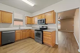 12252 Shadow Wood Trail, Burleson, TX 76028 - Photo 11