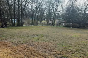 4017 Pickett St, Greenville, TX 75401 - Photo 11