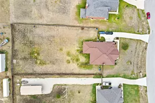 325 Montana Ct, Rhome, TX 76078 - Photo 37