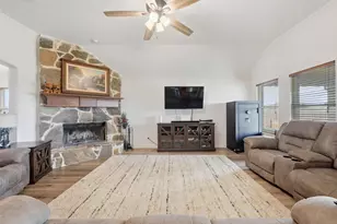 325 Montana Ct, Rhome, TX 76078 - Photo 9