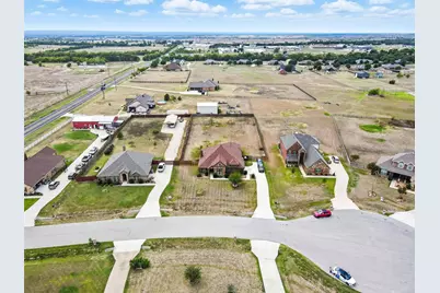 325 Montana Court, Rhome, TX 76078 - Photo 39