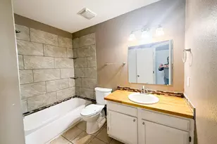 9510 Olde Towne Row, Dallas, TX 75227 - Photo 21