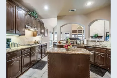 10243 Rosini Court, Frisco, TX 75035 - Photo 9
