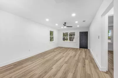 3301 Hedrick Street, Fort Worth, TX 76111 - Photo 5