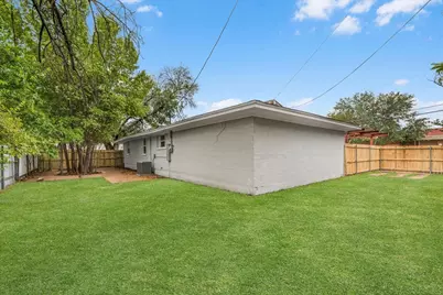 3301 Hedrick Street, Fort Worth, TX 76111 - Photo 19