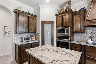 140 Flying Diamond Drive, Springtown, TX 76082 - Photo 11