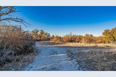 2220 Walter Smith Court, Azle, TX 76020 - Photo 15