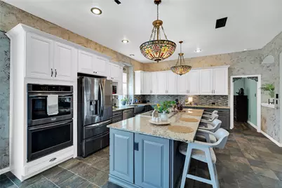 6777 Island Drive, Grand Prairie, TX 75054 - Photo 9