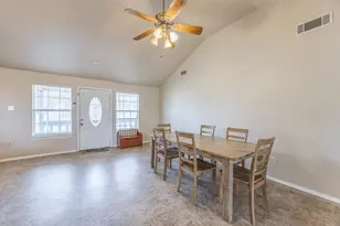 9517 County Rd 419, Grandview, TX 76050 - Photo 35