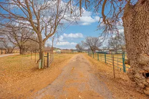 9517 County Rd 419, Grandview, TX 76050 - Photo 1