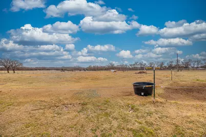 9517 County Road 419, Grandview, TX 76050 - Photo 9