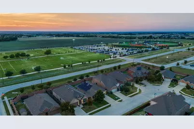 413 Yellowstone Drive, Celina, TX 75009 - Photo 29
