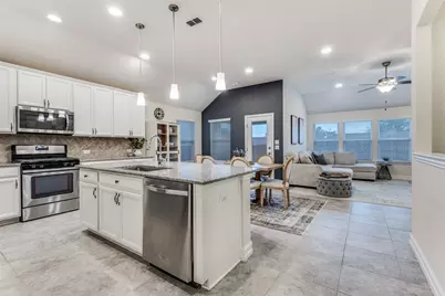 413 Yellowstone Drive, Celina, TX 75009 - Photo 9