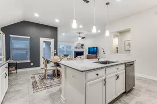 413 Yellowstone Dr, Celina, TX 75009 - Photo 9