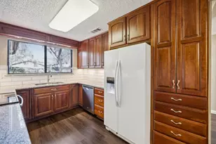 2017 Durham St, Irving, TX 75062 - Photo 7