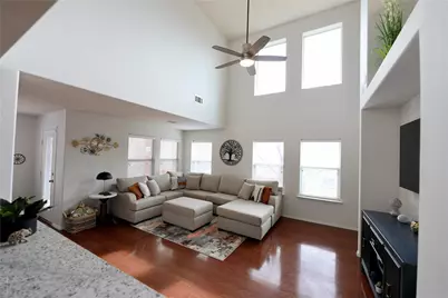 8404 Timberbrook Lane, Dallas, TX 75249 - Photo 9