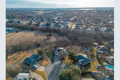 1312 Bradley Court, Cleburne, TX 76033 - Photo 23