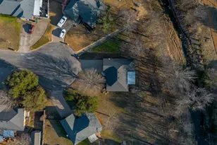 1312 Bradley Ct, Cleburne, TX 76033 - Photo 21