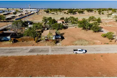 804 Fisher Street, Sweetwater, TX 79556 - Photo 29