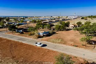 804 Fisher St, Sweetwater, TX 79556 - Photo 25