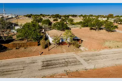 804 Fisher Street, Sweetwater, TX 79556 - Photo 31