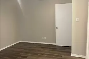 2211 S Vernon Ave, Dallas, TX 75224 - Photo 15