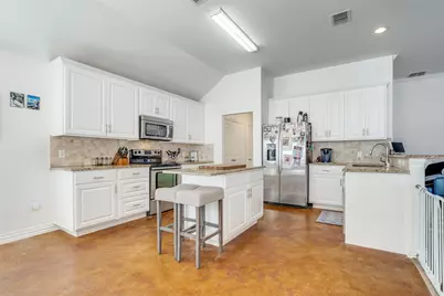 223 Carriage Drive, Willow Park, TX 76087 - Photo 5