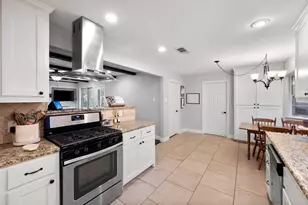 2107 Westwood Dr, Arlington, TX 76012 - Photo 17