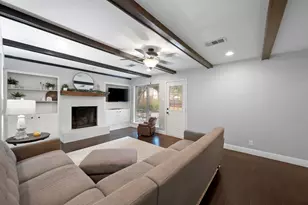 2107 Westwood Dr, Arlington, TX 76012 - Photo 11