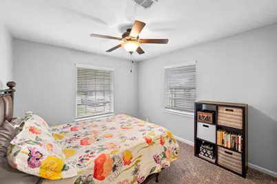 2107 Westwood Drive, Arlington, TX 76012 - Photo 31